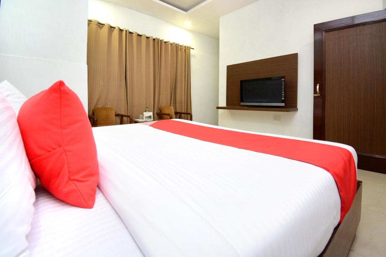 Hotel Ricky International Amritsar Exterior photo