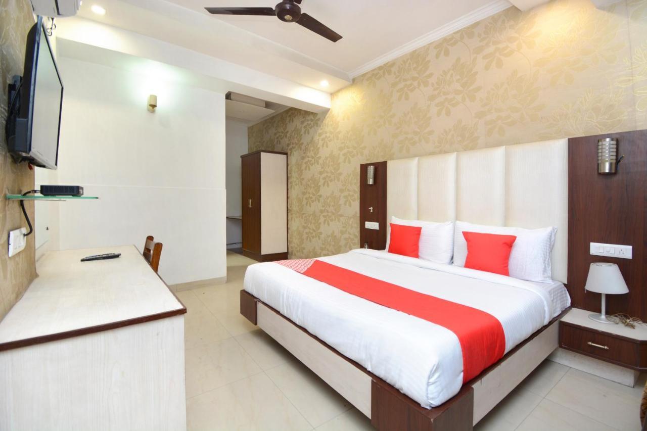 Hotel Ricky International Amritsar Exterior photo