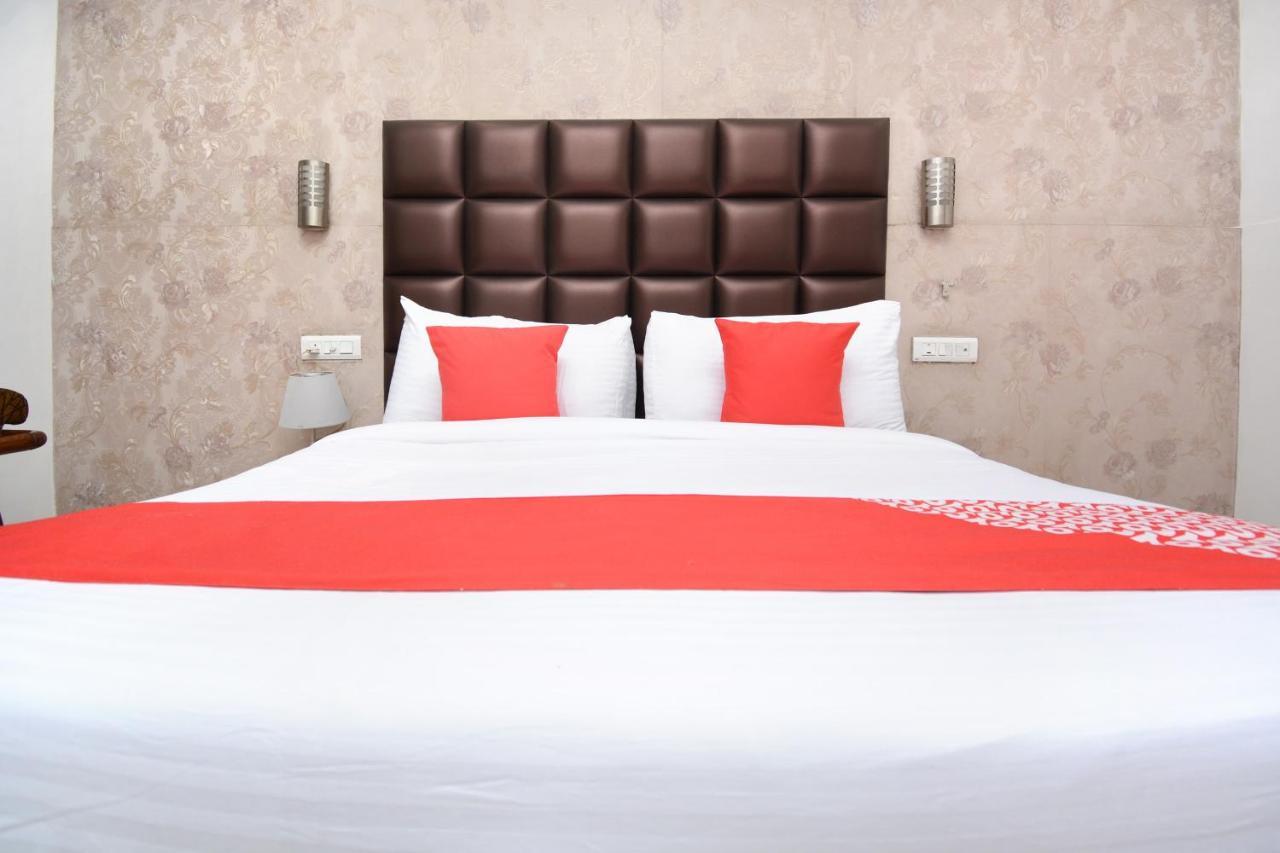 Hotel Ricky International Amritsar Exterior photo
